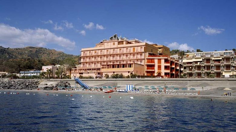 Kennedy Hotel Exterior