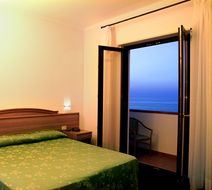 Kennedy Hotel Suite