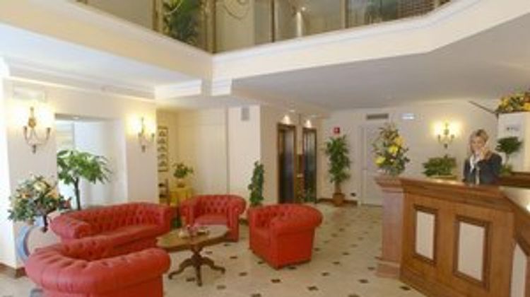 B&B Hotel Laurus al Duomo Lobby