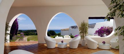 Romazzino, A Belmond Hotel Lobby