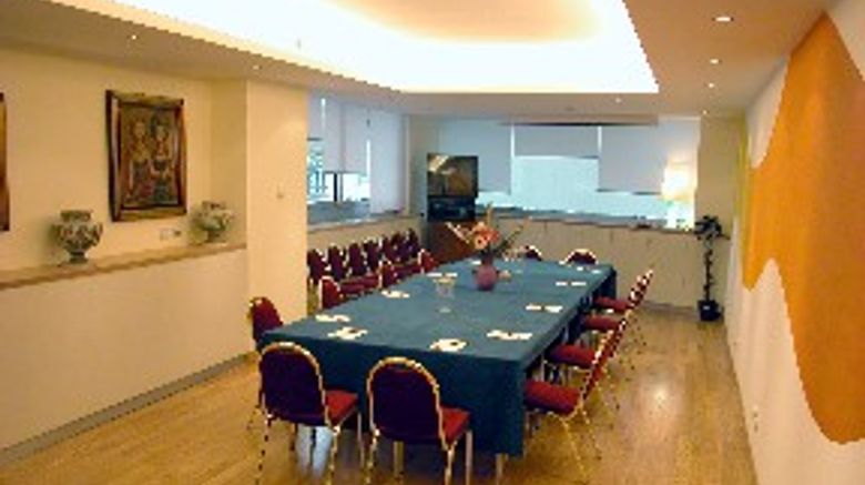 <b>Windsor Hotel Meeting</b>