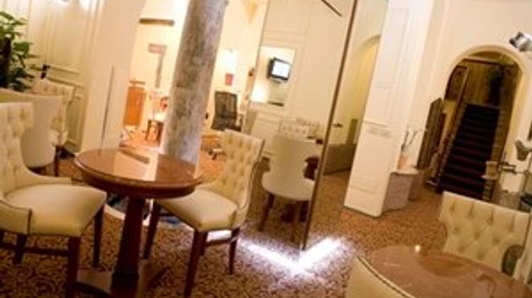 The Code Hotel Rome Lobby
