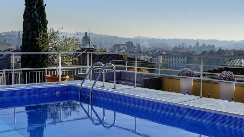 <b>Kraft Hotel Pool</b>