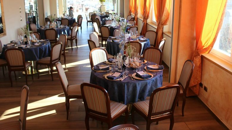 <b>Kraft Hotel Restaurant</b>
