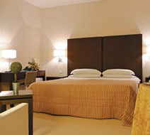National Hotel Room