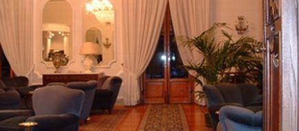 Royal Hotel Lobby