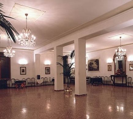 Royal Victoria Hotel Meeting