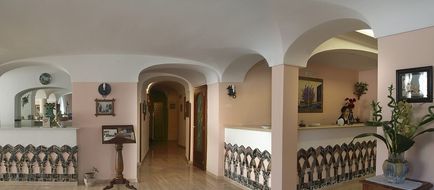 Hotel Rufolo Lobby