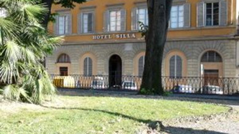<b>Silla Hotel Exterior</b>