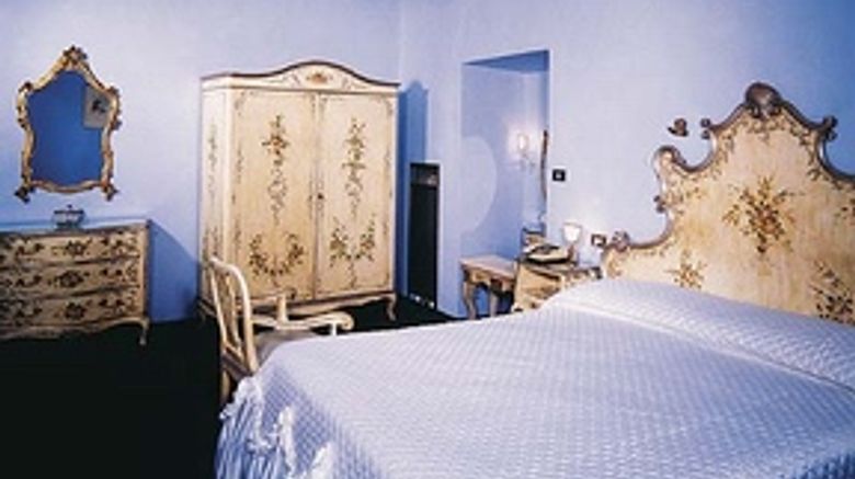 <b>Subasio Hotel Room</b>