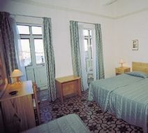 The British Hotel Room