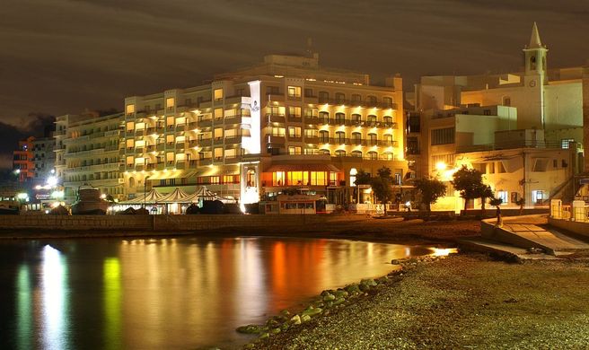 Calypso Hotel Exterior