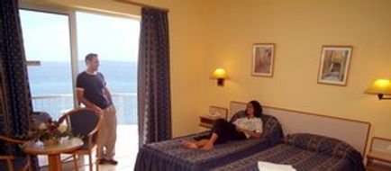 Sliema Chalet Hotel Room