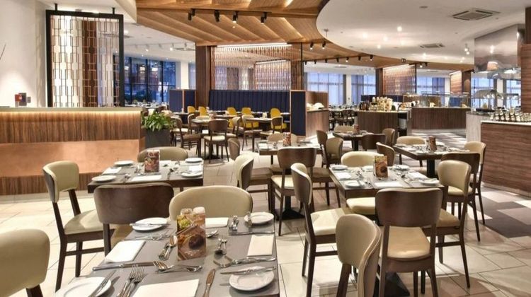 Dolmen Hotel Malta Restaurant