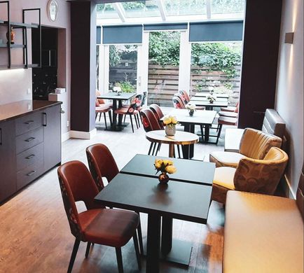 Aadam Wilhelmina Hotel Restaurant