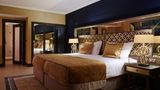 Dona Filipa Hotel Room