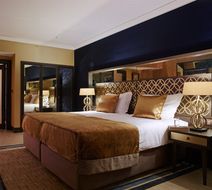 Dona Filipa Hotel Room