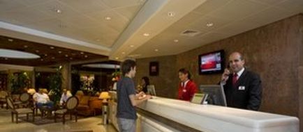 HF Fenix Lisboa Lobby