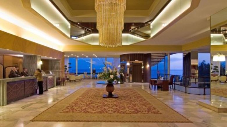 <b>Pestana Carlton Madeira Hotel Lobby</b>