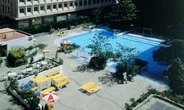 Madrid Chamartin, Affliated by Melia