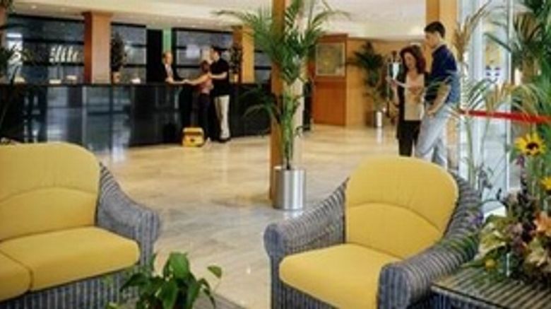<b>Galua Hotel Lobby</b>