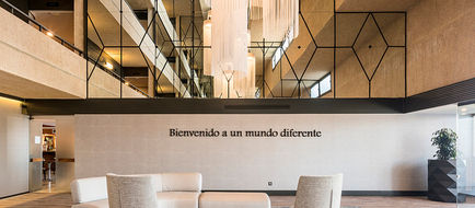 Ilunion Las Lomas Lobby