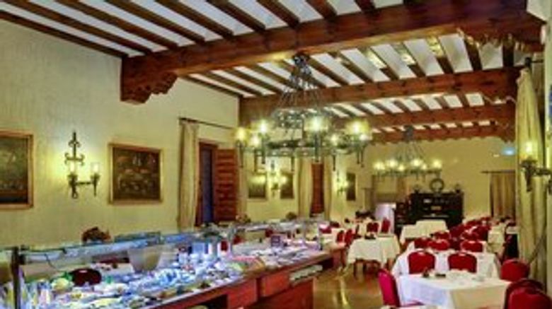 <b>Hotel Santa Maria de El Paular Restaurant</b>