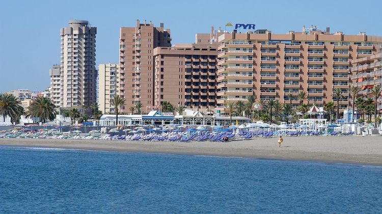 Pyr Fuengirola Aparthotel Exterior