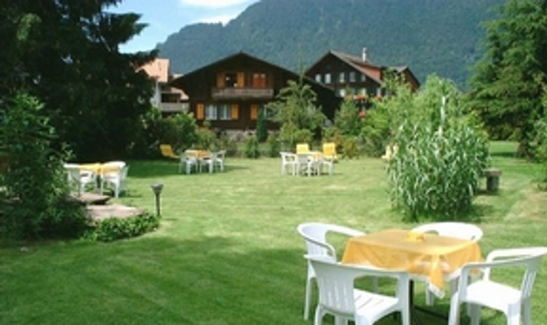 Hotel Beau-Site Exterior
