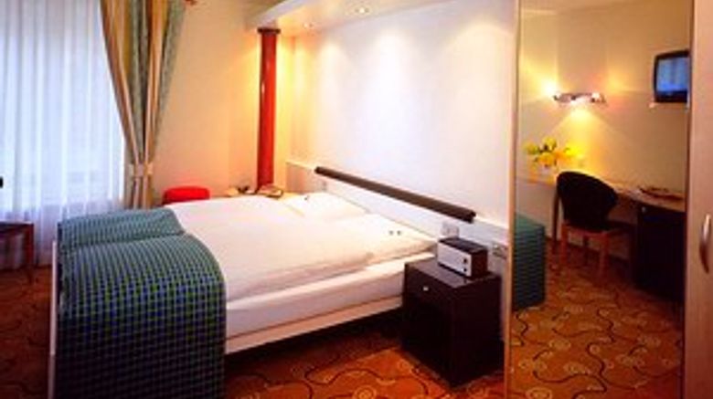 <b>Aparthotel Goldey Room</b>