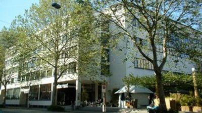 X-TRA Hotel
