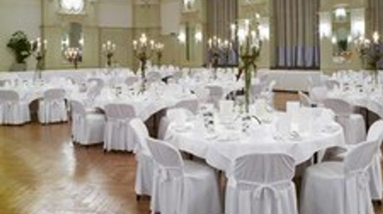 <b>Waldhaus Flims Wellness Resort Banquet</b> <b>Waldhaus Flims Wellness Resort Banquet</b>