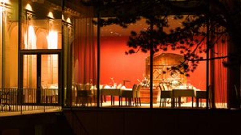 <b>Waldhaus Flims Wellness Resort Restaurant</b> <b>Waldhaus Flims Wellness Resort Restaurant</b>