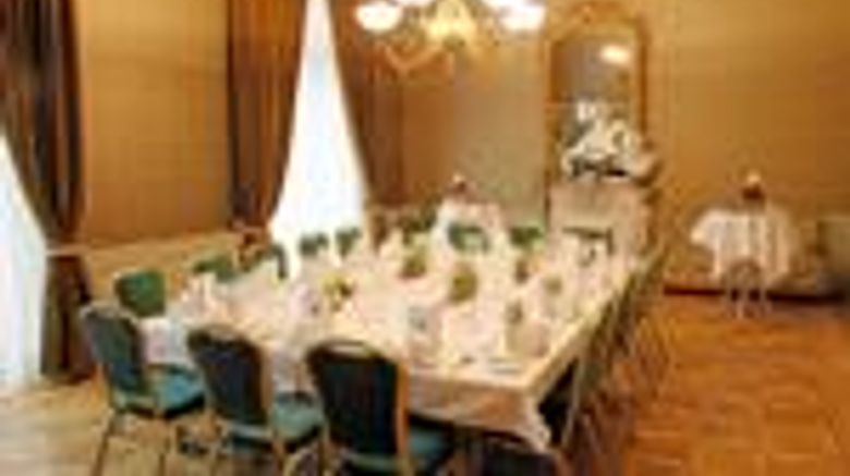 <b>Seehotel Waldstatterhof Brunnen Banquet</b> <b>Seehotel Waldstatterhof Brunnen Banquet</b>