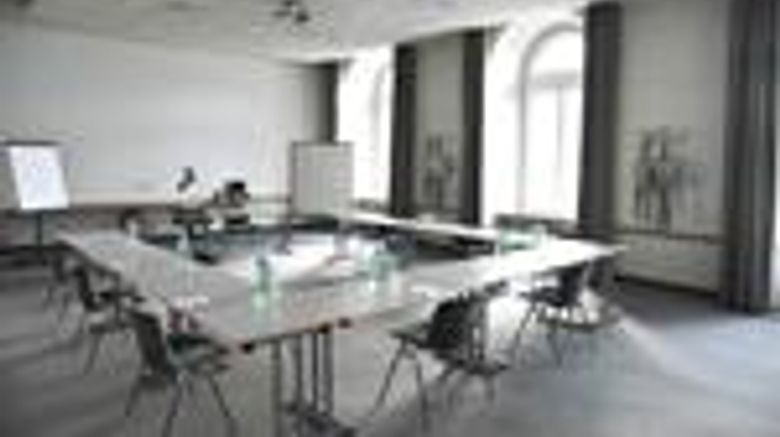 <b>Seehotel Waldstatterhof Brunnen Meeting</b> <b>Seehotel Waldstatterhof Brunnen Meeting</b>