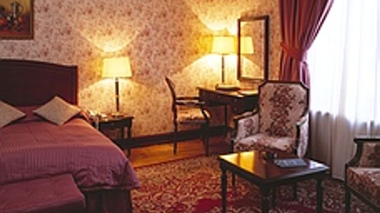 <b>Hotel Metropol Room</b>