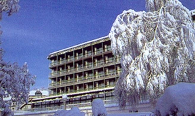 Bled Rose Exterior