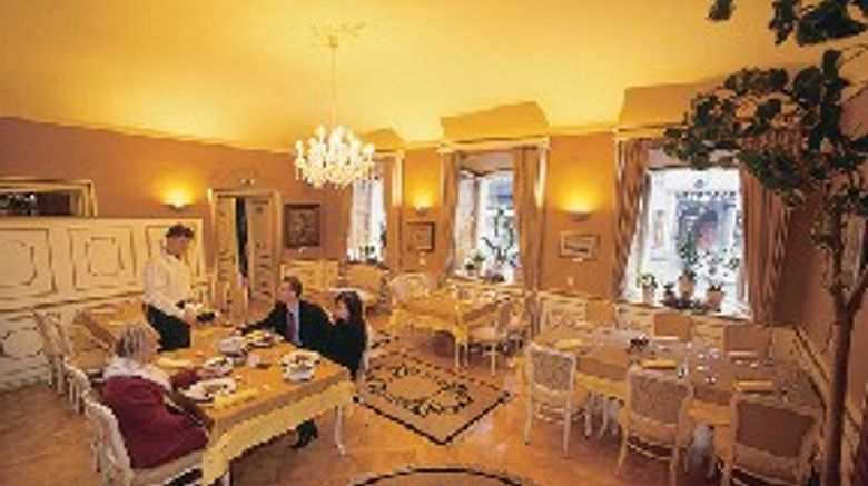 <b>Ibis Styles Ljubljana The Fuzzy Log Restaurant</b> <b>Ibis Styles Ljubljana The Fuzzy Log Restaurant</b>