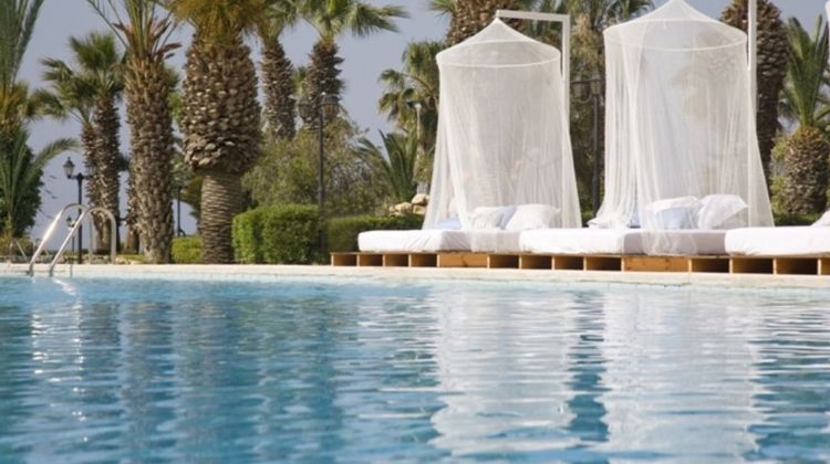 Sandy Beach Hotel Exterior