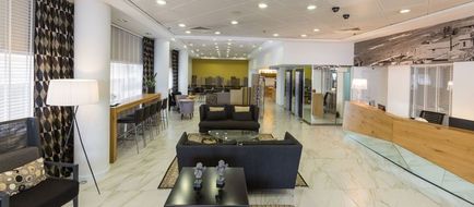 Maxim Hotel Lobby