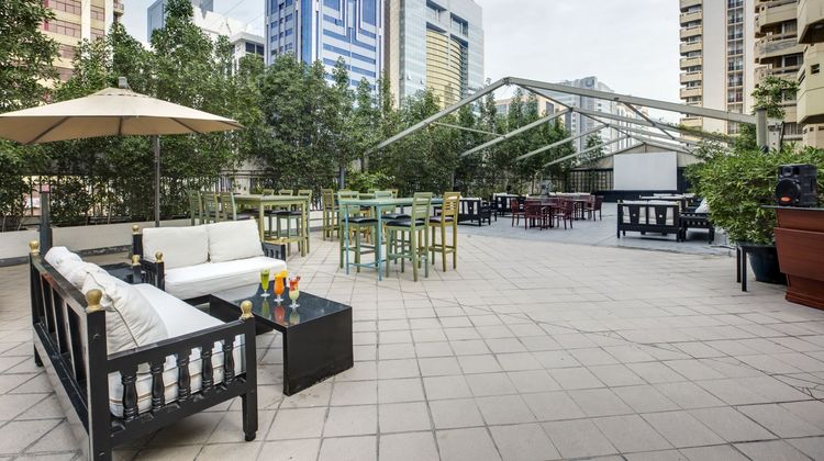 Novel Hotel City Center Bar/Lounge