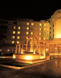 Hotel Safari & Safari Court Hotel
