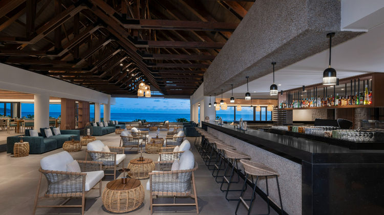 Avani Plus Barbarons Seychelles Resort Bar/Lounge