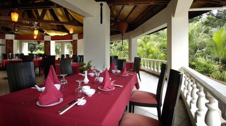 <b>Berjaya Beau Vallon Bay Resort & Casino Restaurant</b> <b>Berjaya Beau Vallon Bay Resort & Casino Restaurant</b>