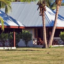 Bird Island Lodge