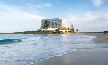 Beacon Island Resort