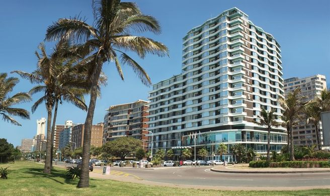 Blue Waters Hotel Exterior