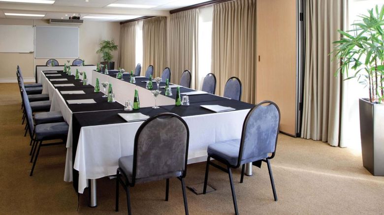 <b>Cape Town Hollow Hotel Meeting</b>