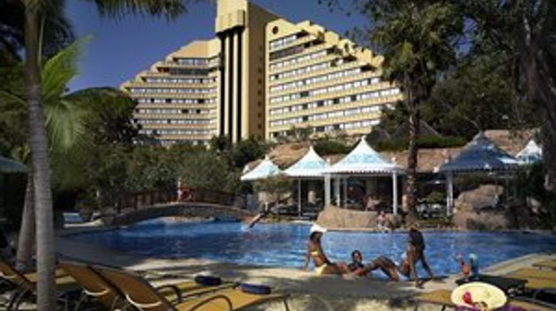 <b>The Cascades Hotel Pool</b>