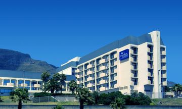 Garden Court Nelson Mandela Blvd